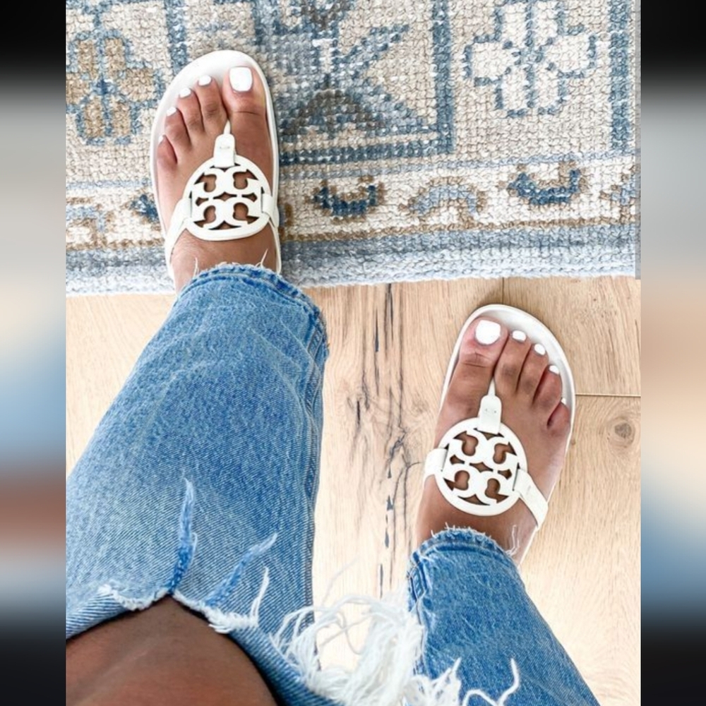 Tory Burch Miller White Leather Logo Cutout Size 6.5